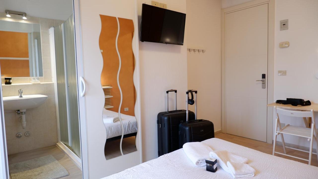 Hotel Venezuela Lido di Jesolo Eksteriør billede